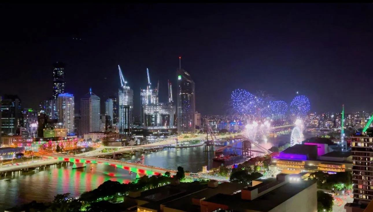 Riverview Haven Prime Spot For Ny Fireworks ブリスベン 0*,  オーストラリア